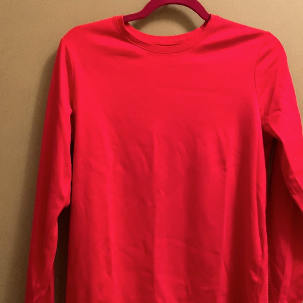 L.lL Beam red shirt. Like brand new. Never worn.